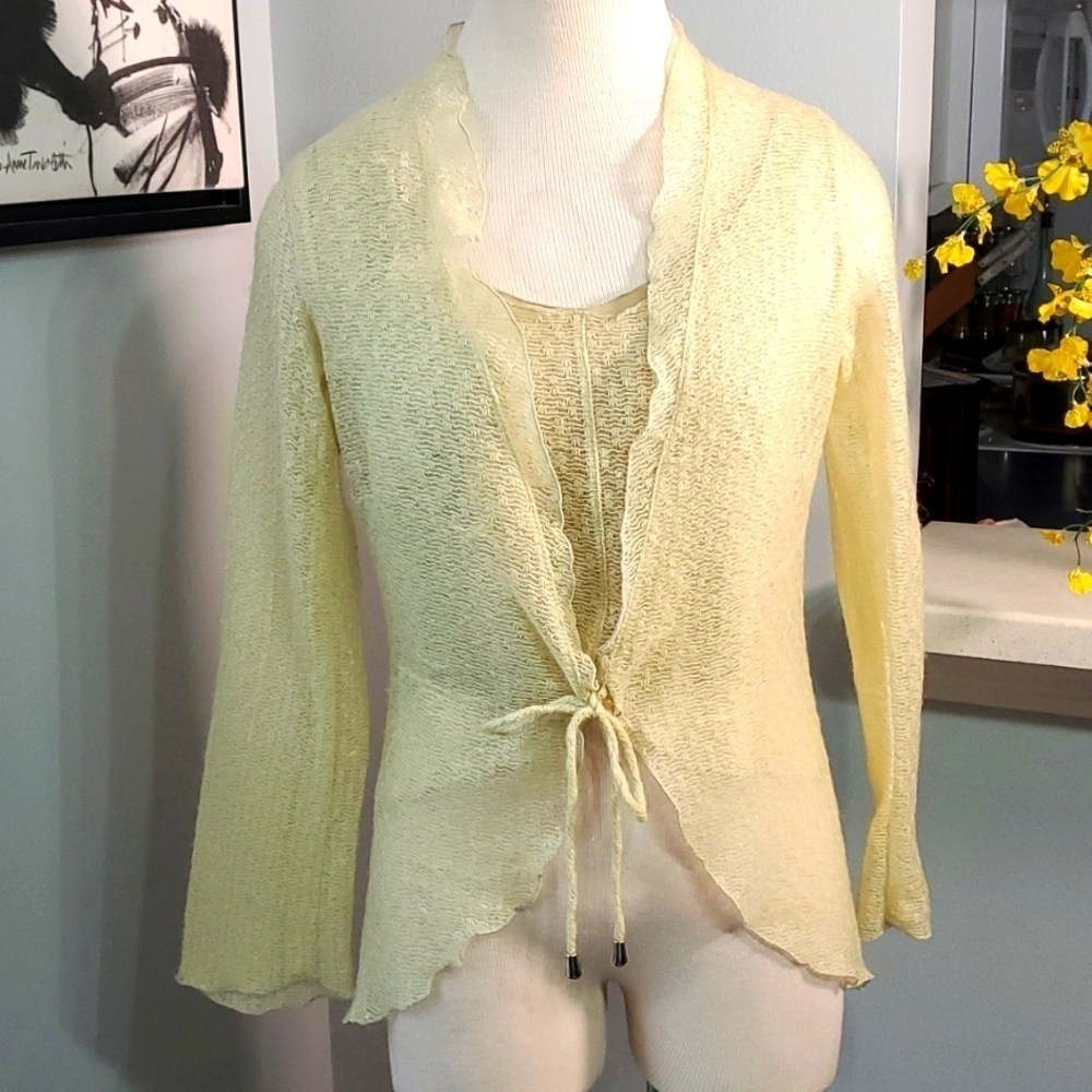 Marisa Minicucci two pieces set Amazing delicate look light‎ yellow size …
